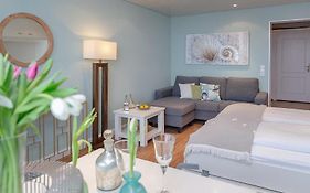 Ad6 8 309A Oceanlounge
